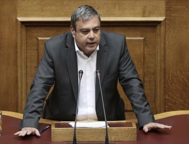 Χ.Βερναδάκης: «Θα μονιμοποιήσουμε 10.000 συμβασιούχους »